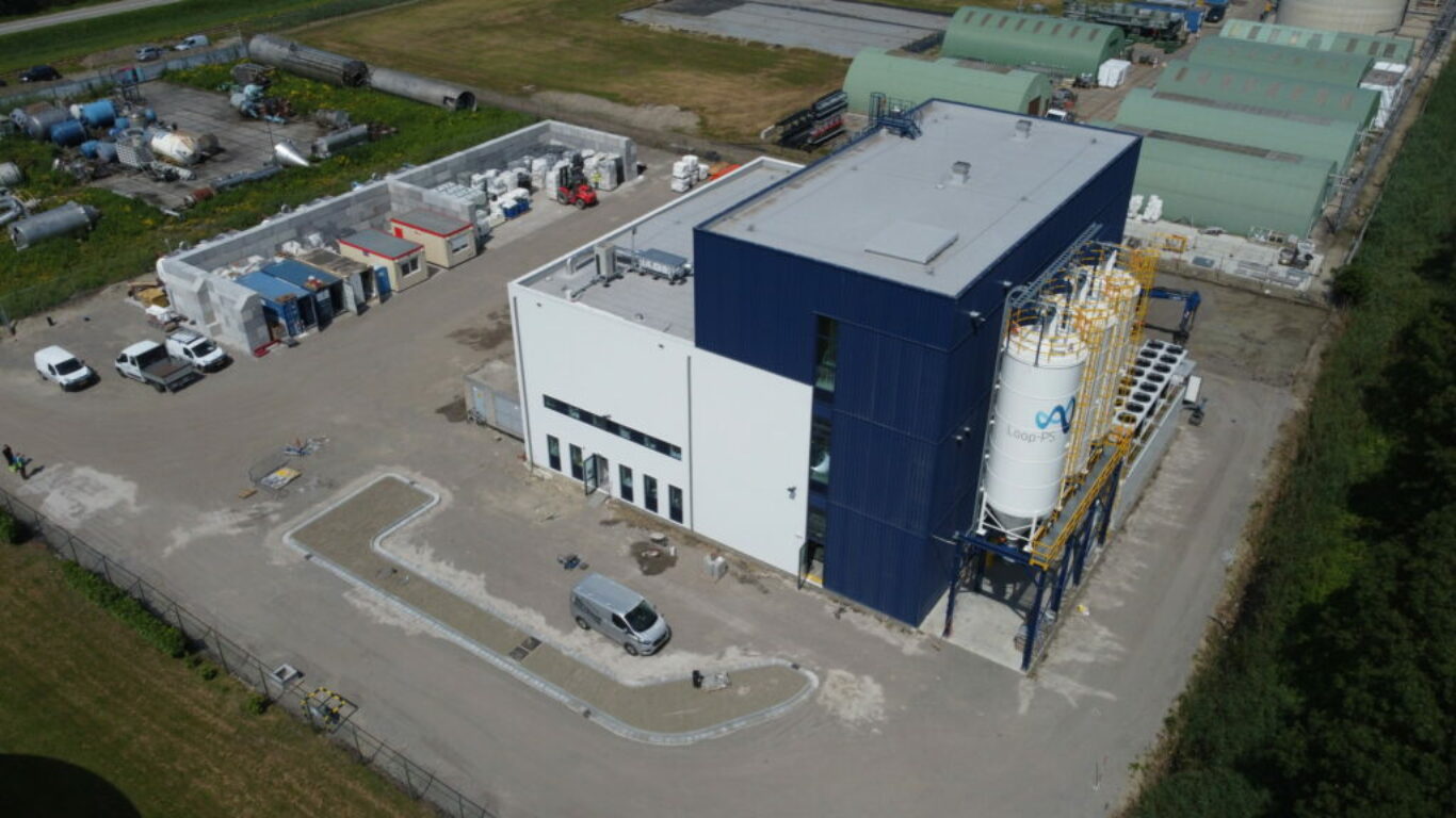 In September, the PolyStyreneLoop demonstration plant by Lein Stange and Jan Noordegraaf in Terneuzen will produce its first granulates of […]