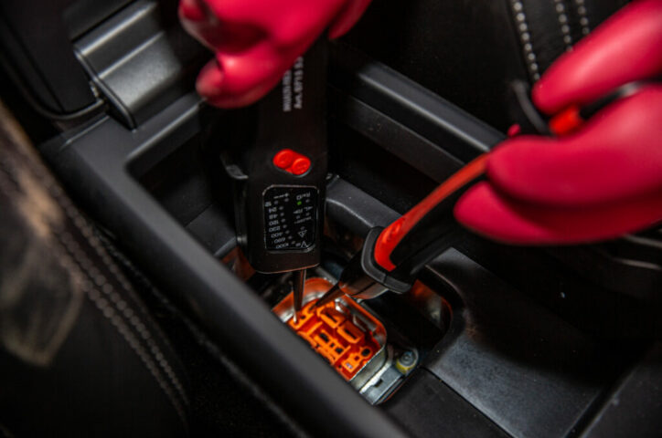 Opslag van batterijen bij autodemontagebedrijven