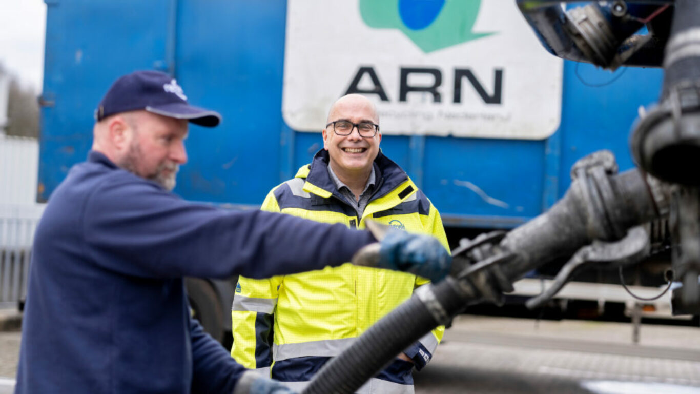 Voor de verdere verwerking van materialen werkt ARN al meer dan 25 jaar samen met verschillende recyclingbedrijven. Een van deze verwerkers is Renewi in Eindhoven. De samenwerking met de afvalverwerker en het recyclebedrijf stamt uit 2011. “Qua filosofie passen we goed bij elkaar.”